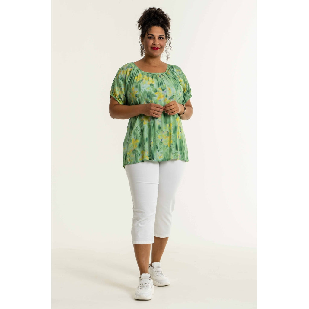 Studio Fina Capri pants Capri Pant