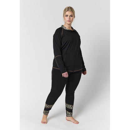 Studio SActive wear Leggings Leggings Black with leo print