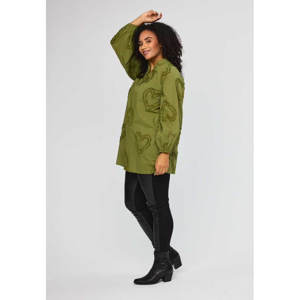 Studio SAria Tunic with hearts Tunic Green