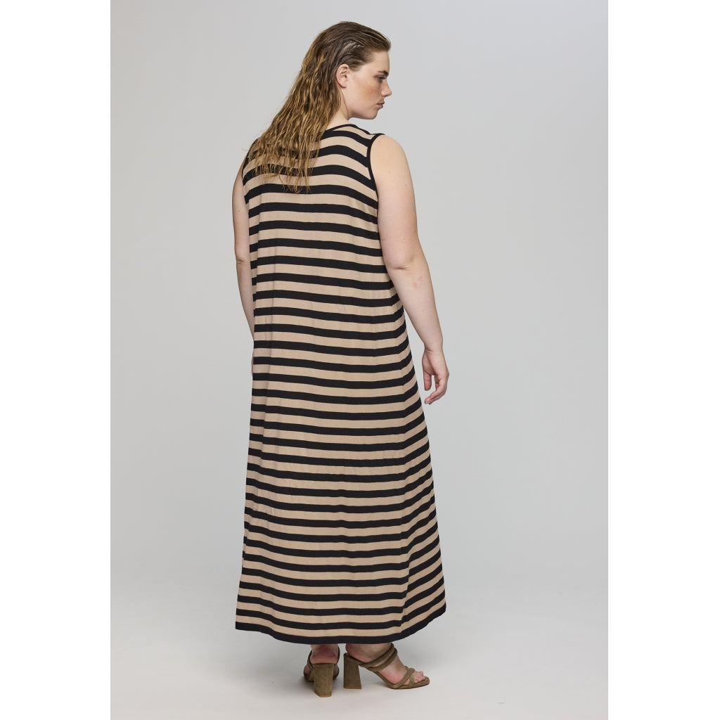 Studio SDolly knit long dress Long Dress Black/sand stripe