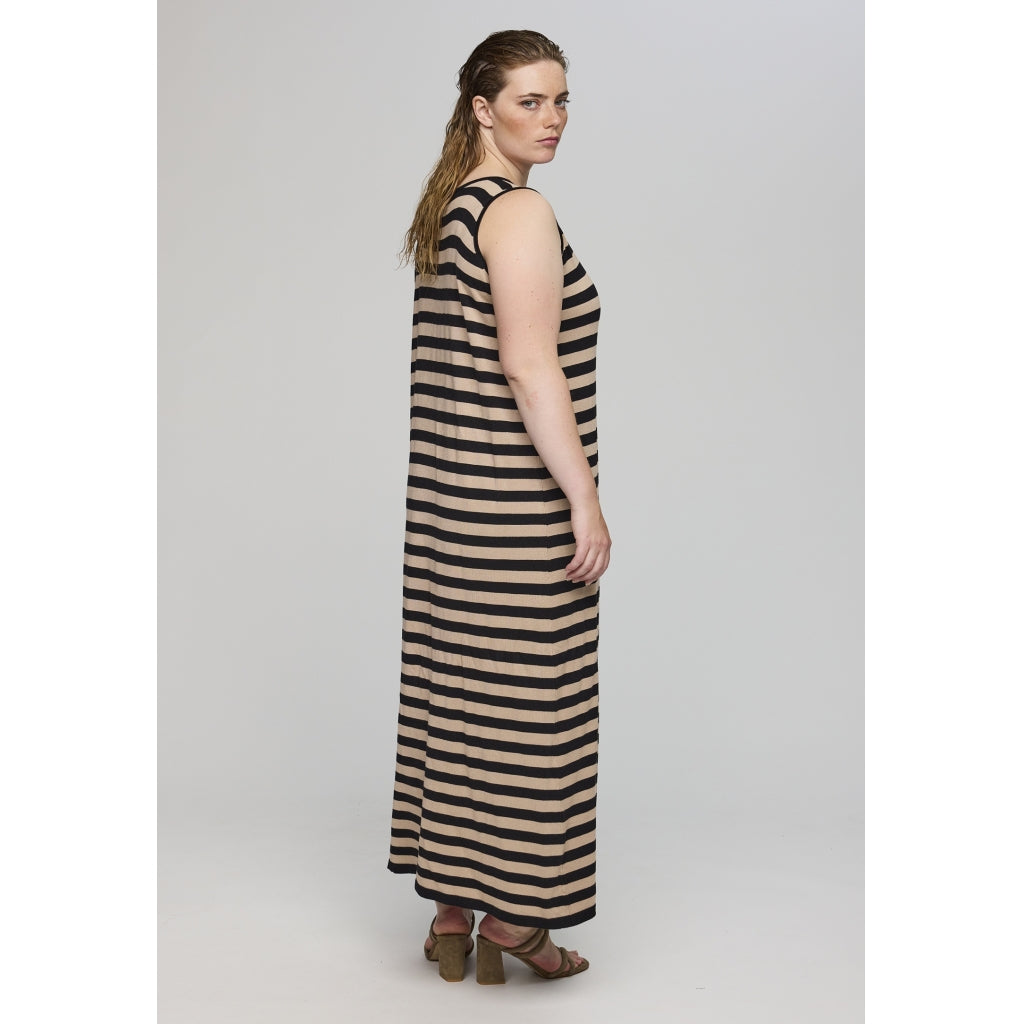Studio SDolly knit long dress Long Dress Black/sand stripe