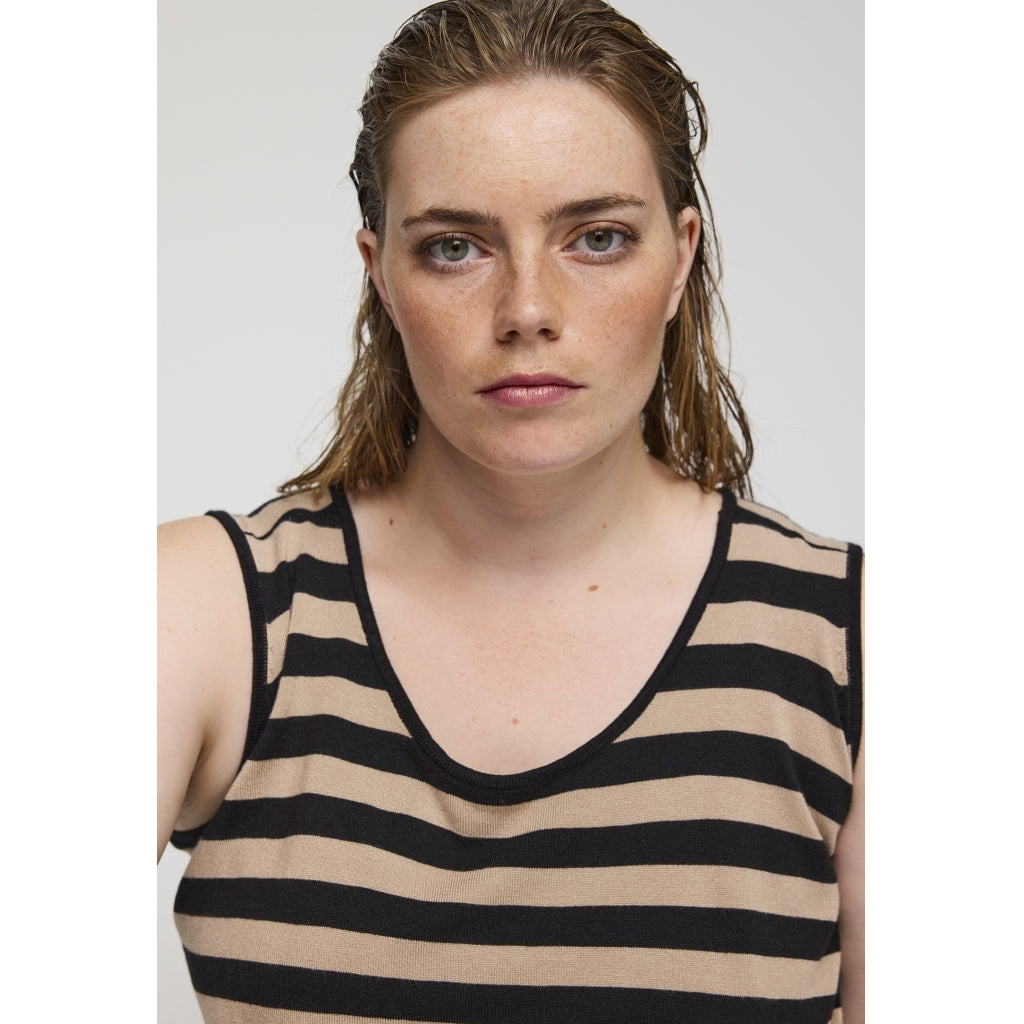 Studio SDolly knit long dress Long Dress Black/sand stripe