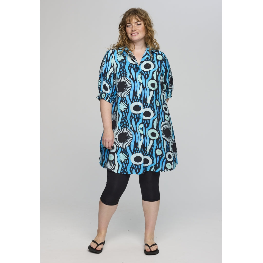 Studio SEmilie Shirt with short sleeves Shirt Black with blue printed