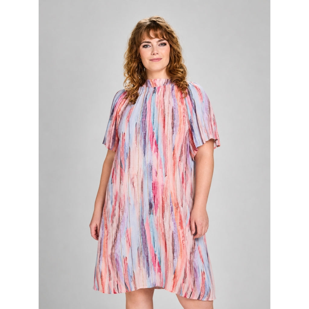 Studio SHelena Dress Dress Pink with gold stripes