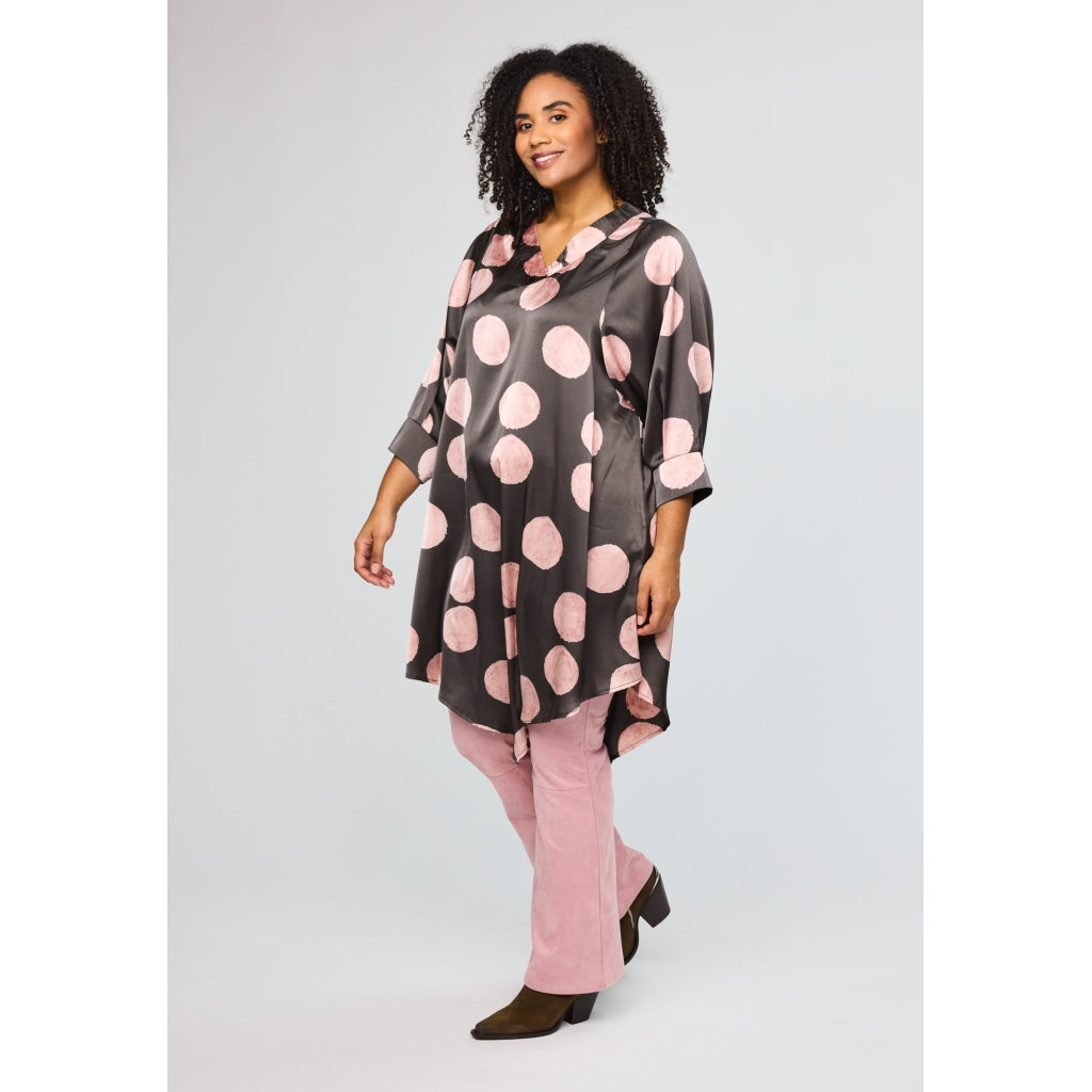 Studio SJuline Tunic Tunic Black with rose large dot