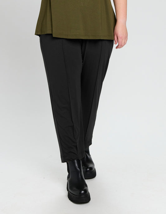 Studio SKarla 7/8 Trousers Trousers Black