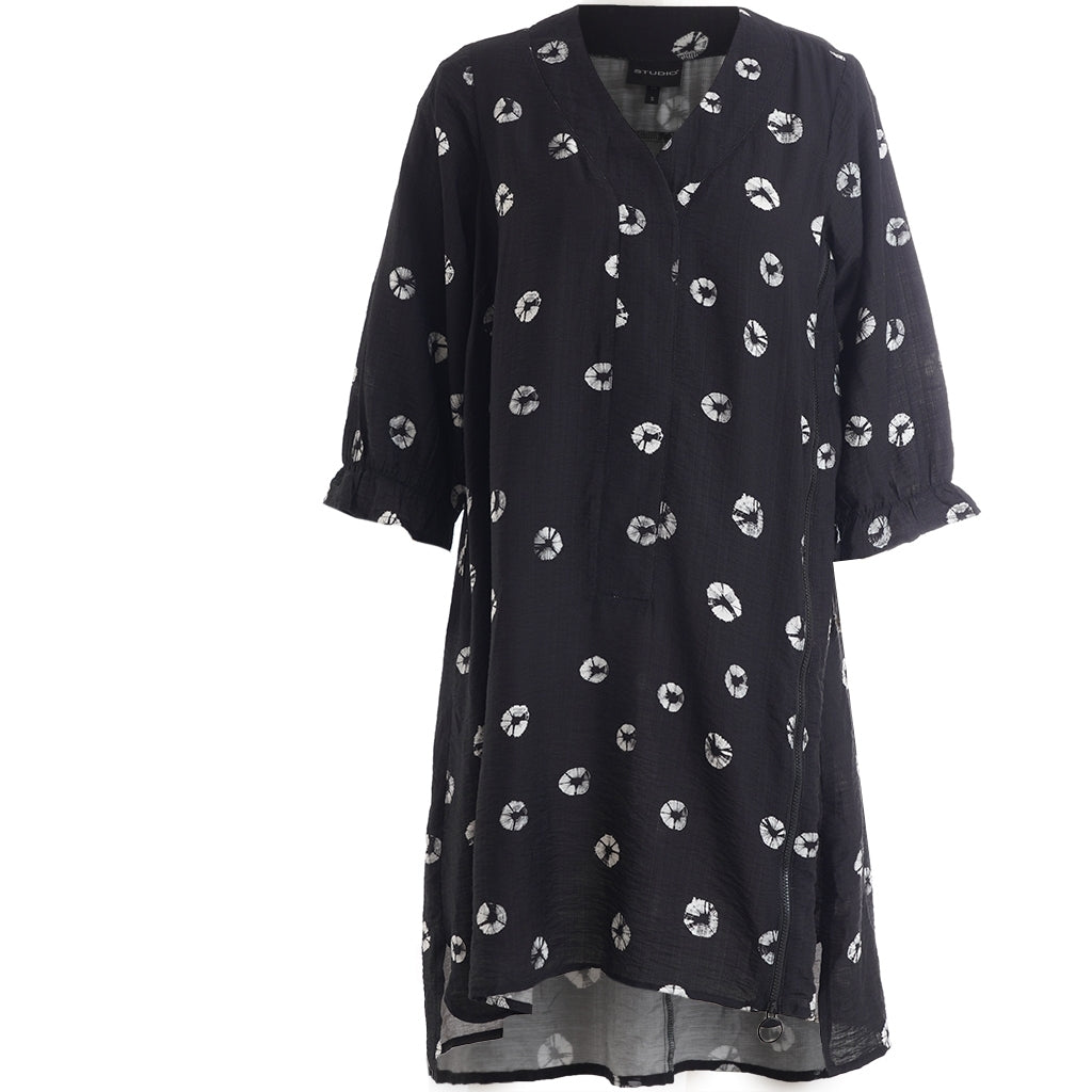 Studio SSaphina Dress with long side zipper Dress Black with circle deco