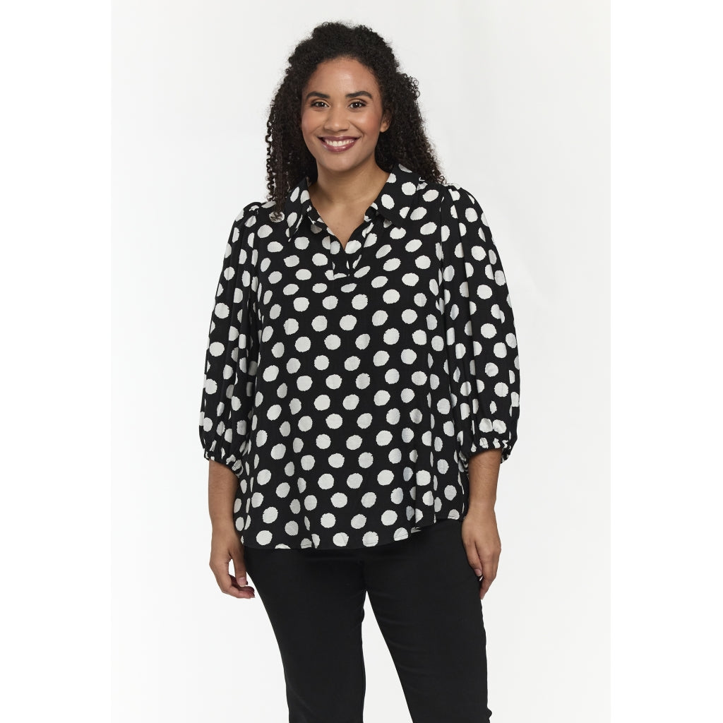 Studio STiff Shirt Shirt Black with white dots